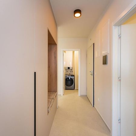 D-Apartment - With Garage And Balcony Задар Екстериор снимка