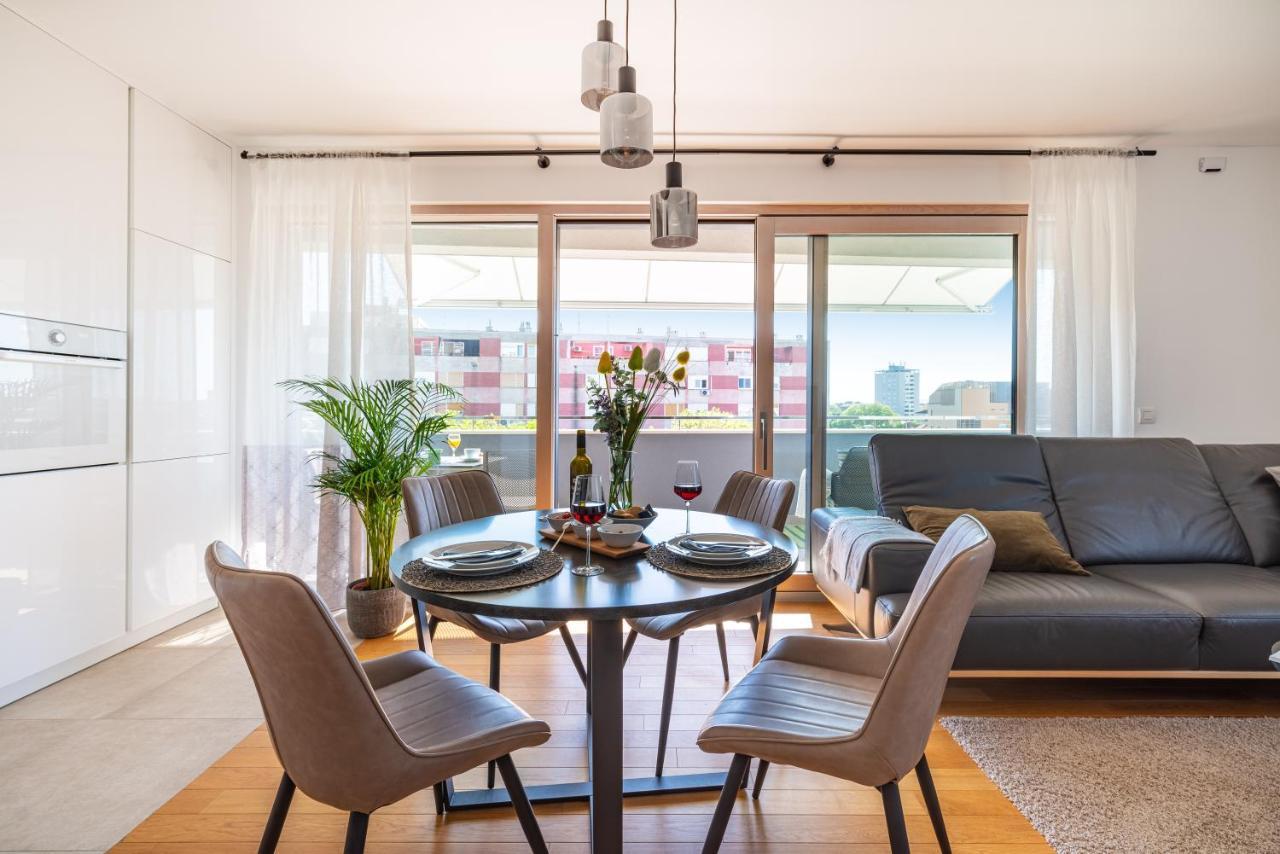 D-Apartment - With Garage And Balcony Задар Екстериор снимка