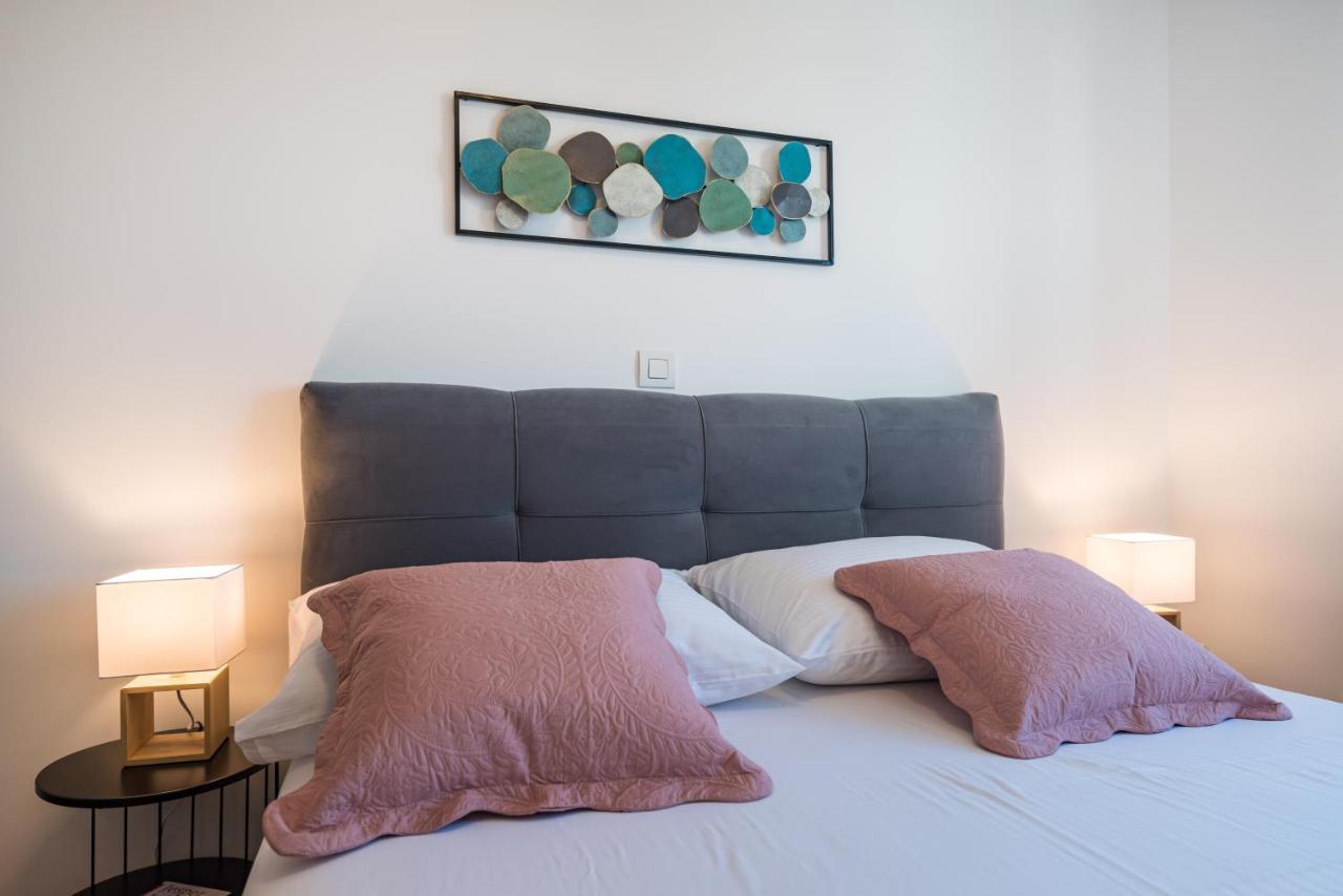D-Apartment - With Garage And Balcony Задар Екстериор снимка