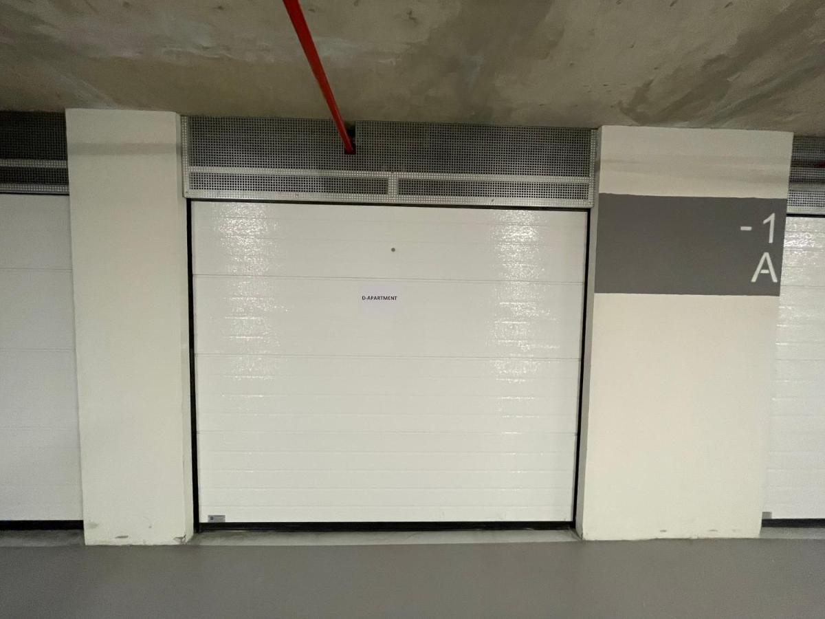 D-Apartment - With Garage And Balcony Задар Екстериор снимка