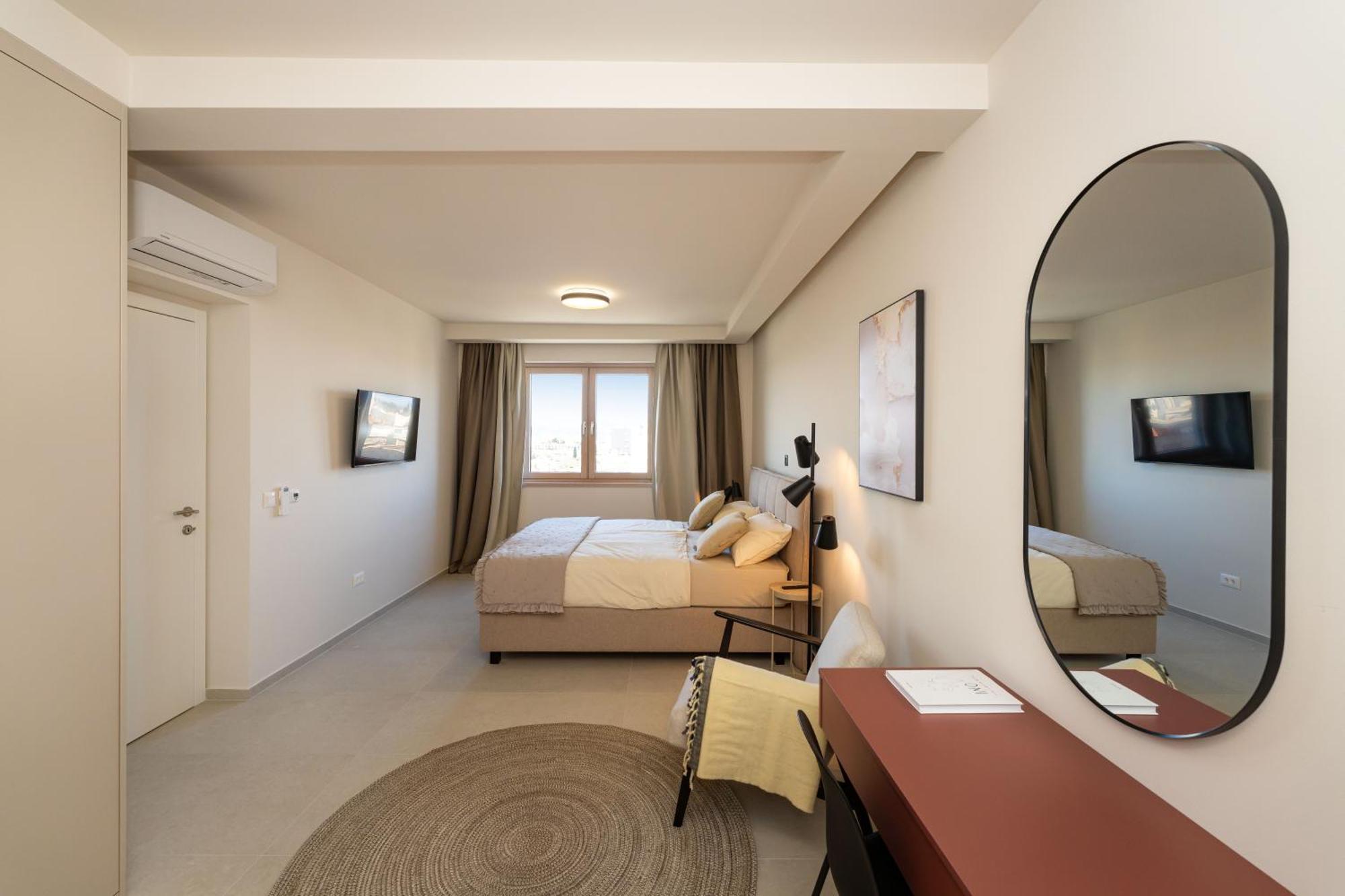 D-Apartment - With Garage And Balcony Задар Екстериор снимка