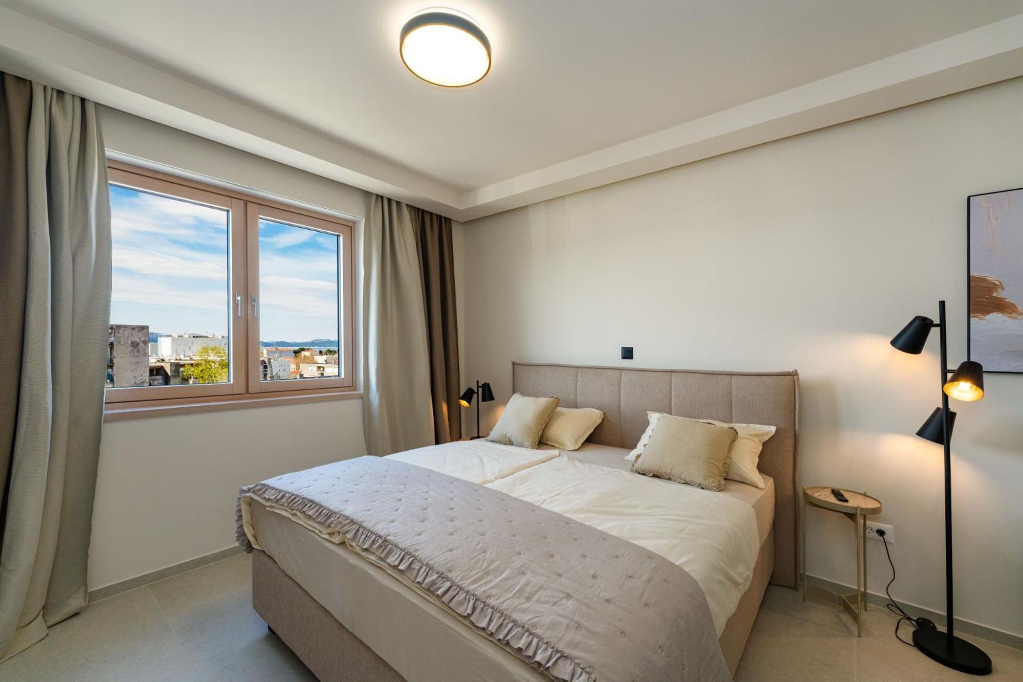 D-Apartment - With Garage And Balcony Задар Екстериор снимка